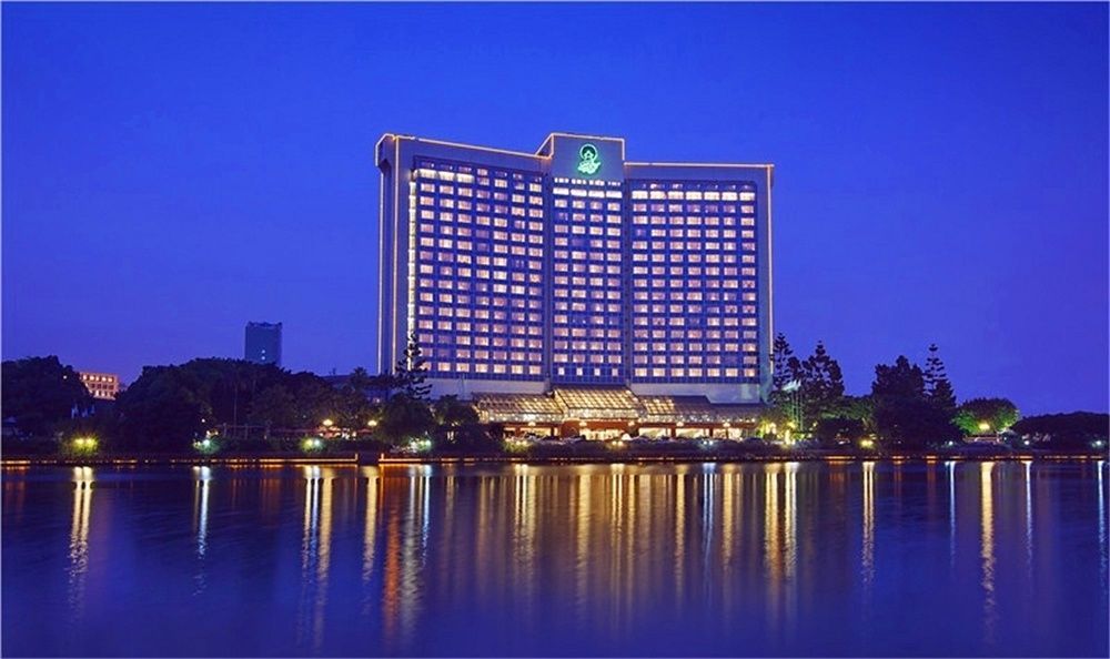 Fuzhou Lakeside Hotel Экстерьер фото